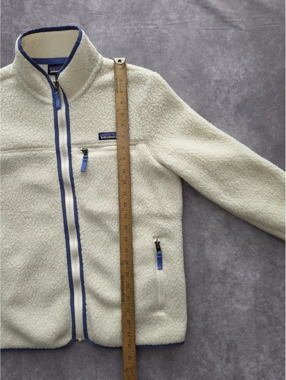 SKU0247 Patagonia Women’s Medium Retro Pile Fleece Jacket Cream Ivory NWOT